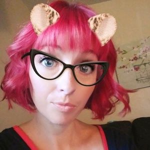 Meet your Posher, Karly